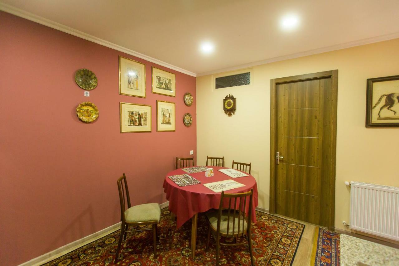 Mereti Hotell Borjomi Exteriör bild