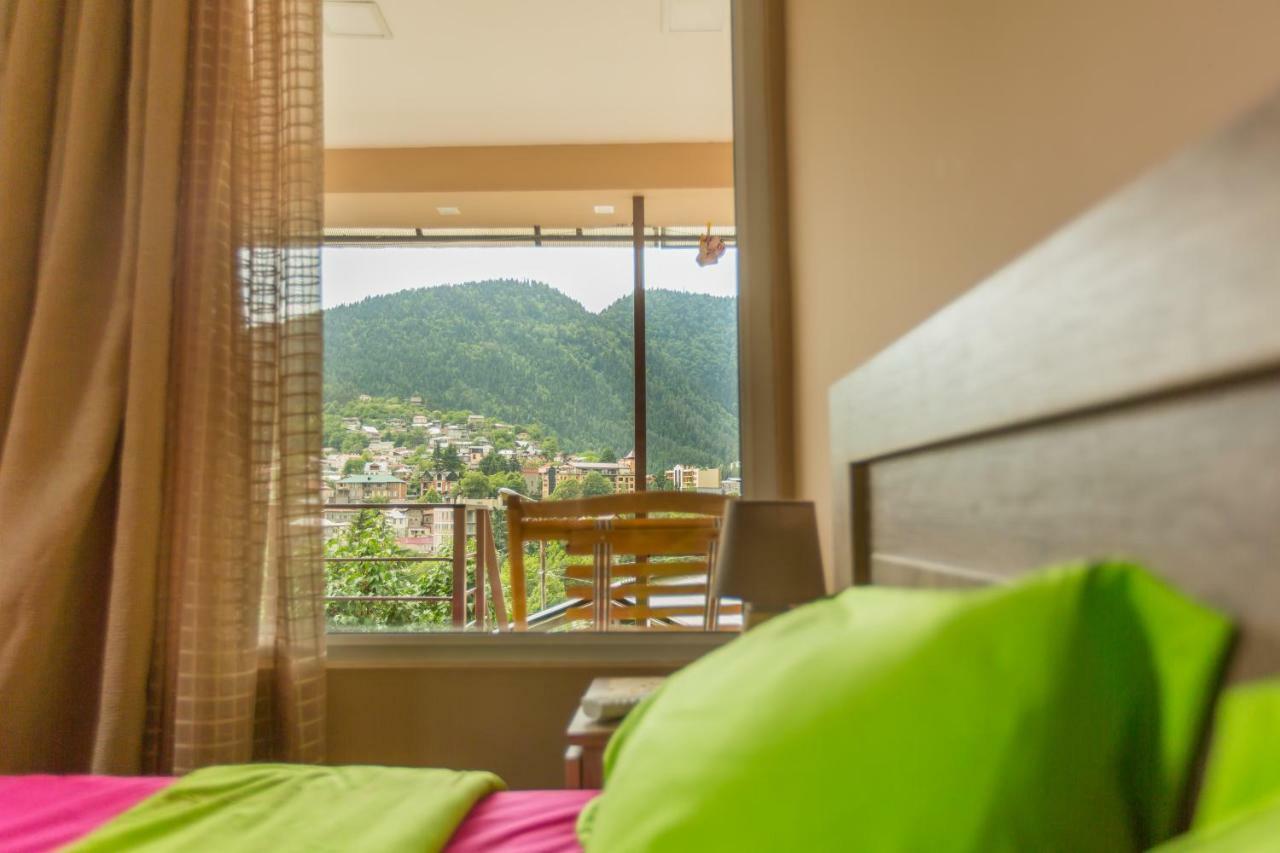 Mereti Hotell Borjomi Exteriör bild